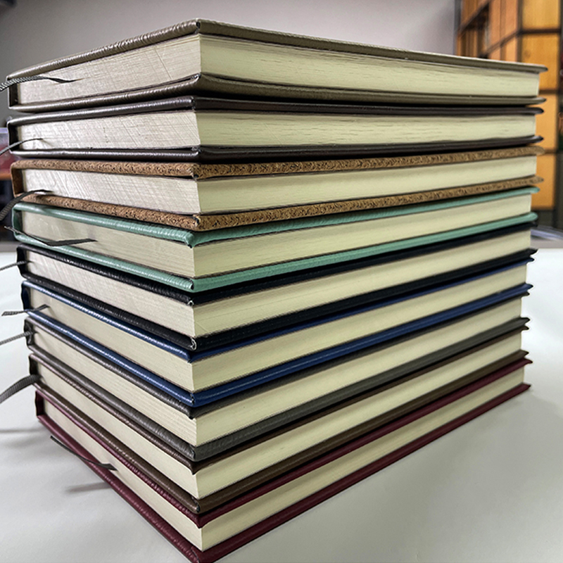 Laserbar konstläder 5 1/4 x 8 1/4 skissbok Laserbar konstläder 5 1/4 x 8 1/4 skissbok